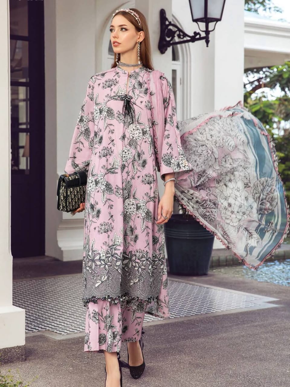 M.B Khaddar Digital Print Collection pink 3pc SC 1117