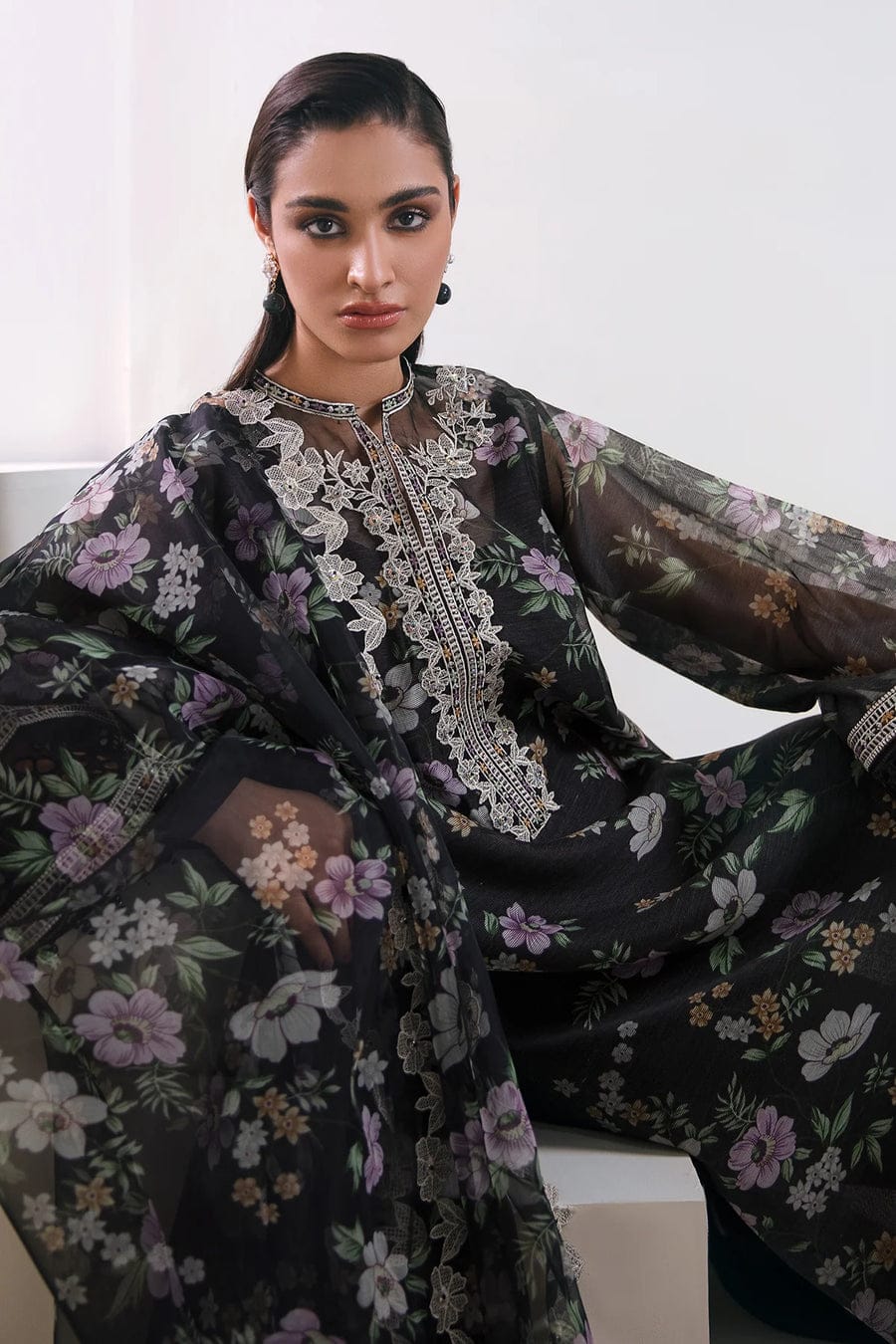 Baroque Black 02 flower Pure Lawn Embroidery Dress New Arrival SC 1031
