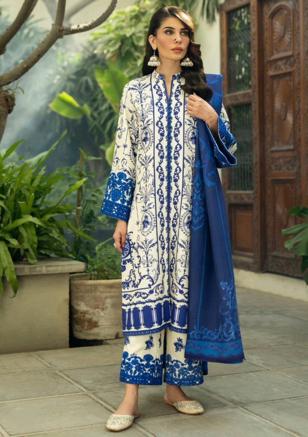 Z.C White Printed Lawn Embroidery Lawn Duptta 3pc Unstitched SC-1277