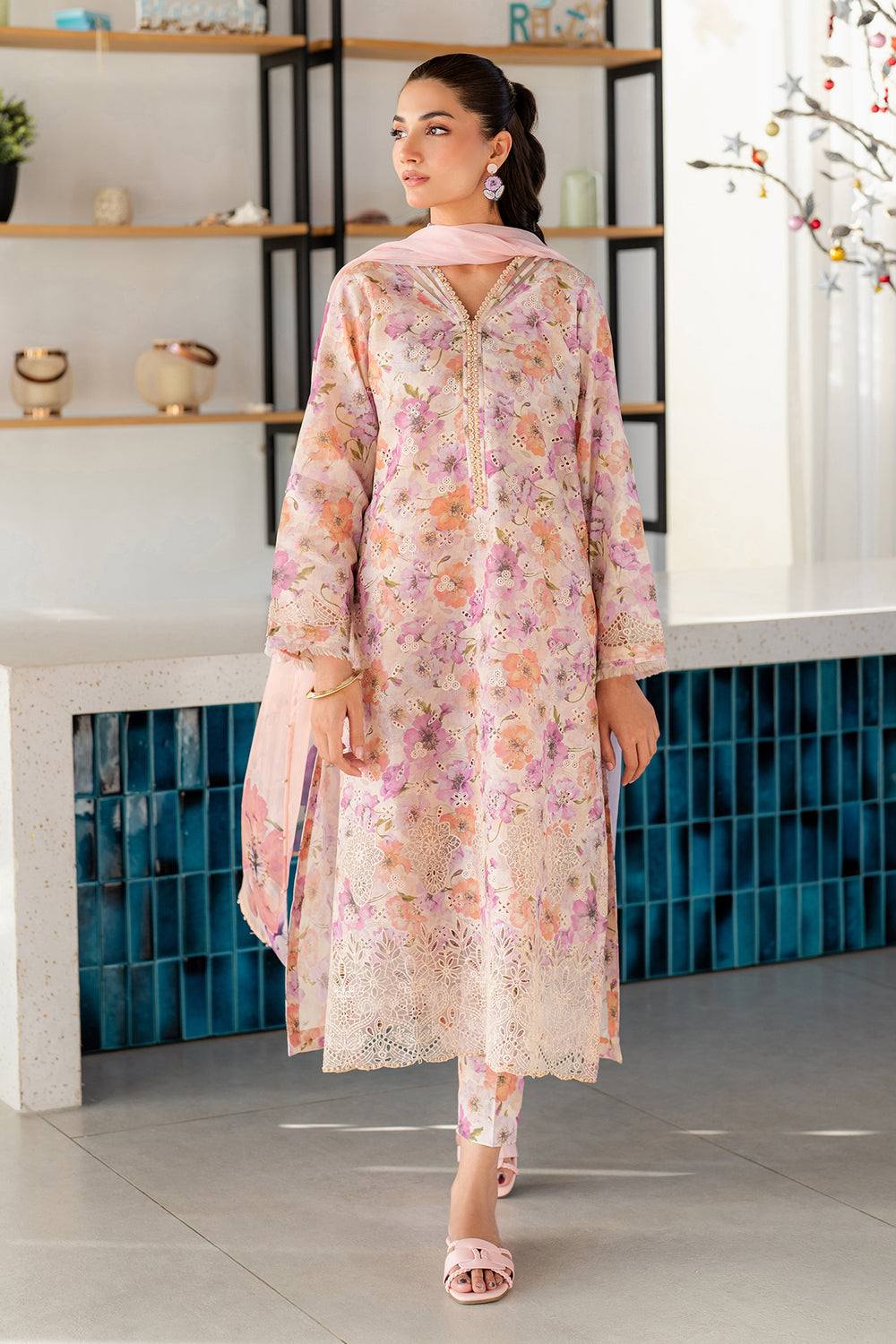 Baroque Peach Floral Luxury Lawn Printed Embroidery 3 picec Unstitched