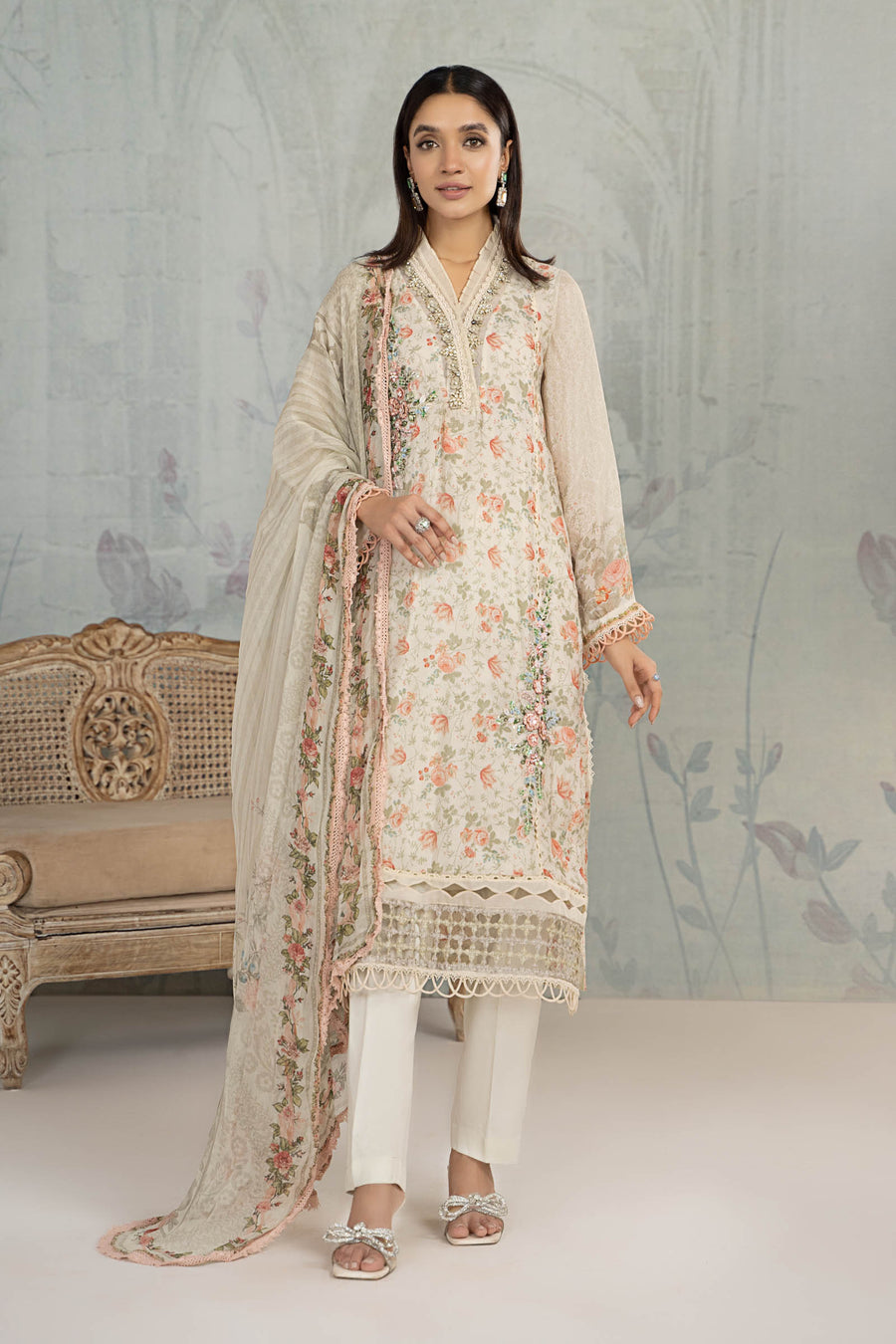 M.B Luxury Swiss Lawn Embroidery hand work Collection 3pc SC 1119