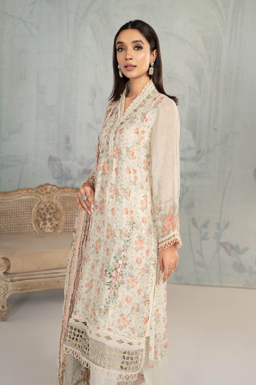 M.B Luxury Swiss Lawn Embroidery hand work Collection 3pc SC 1119