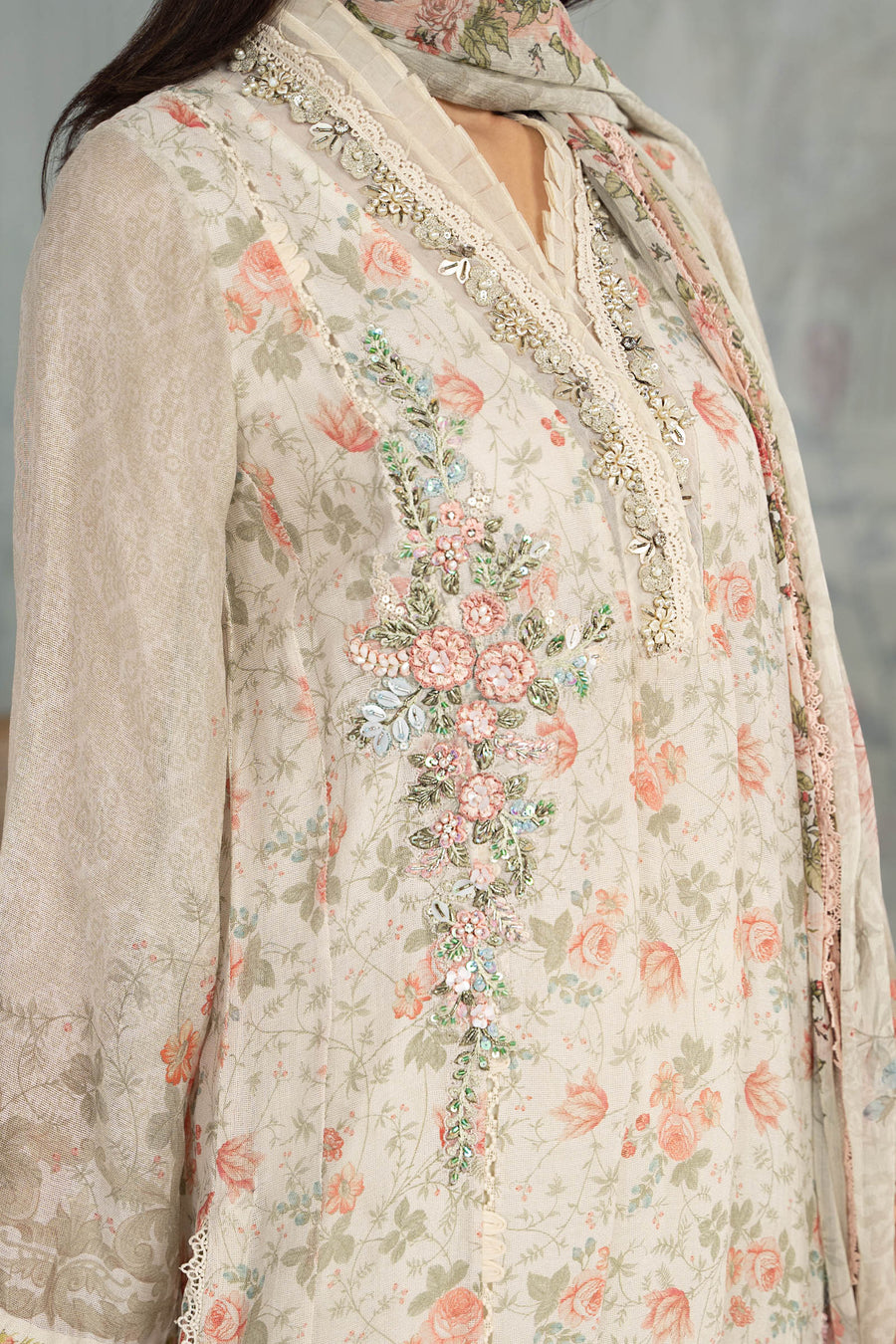 M.B Luxury Swiss Lawn Embroidery hand work Collection 3pc SC 1119