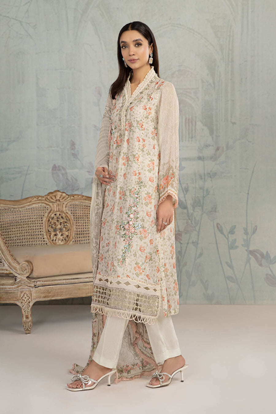 M.B Luxury Swiss Lawn Embroidery hand work Collection 3pc SC 1119