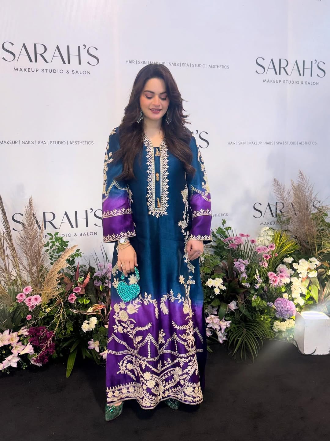 Minal Khan Lawn Printed Embroidered 3piece Unstitched