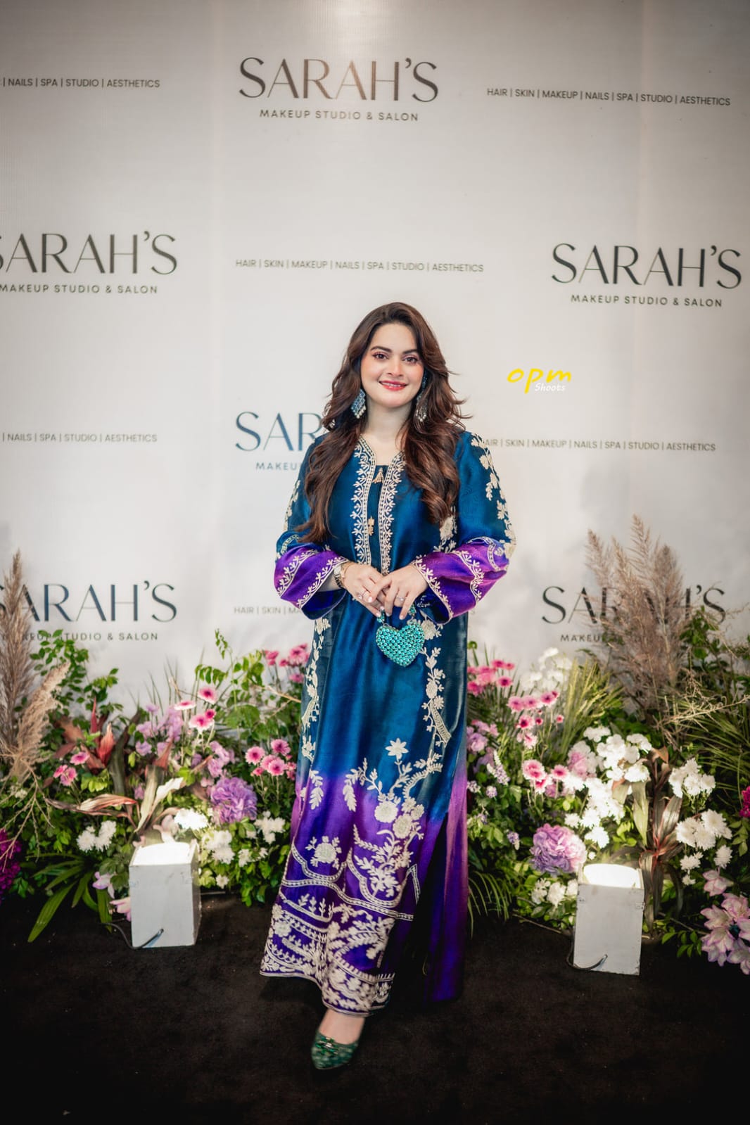 Minal Khan Lawn Printed Embroidered 3piece Unstitched