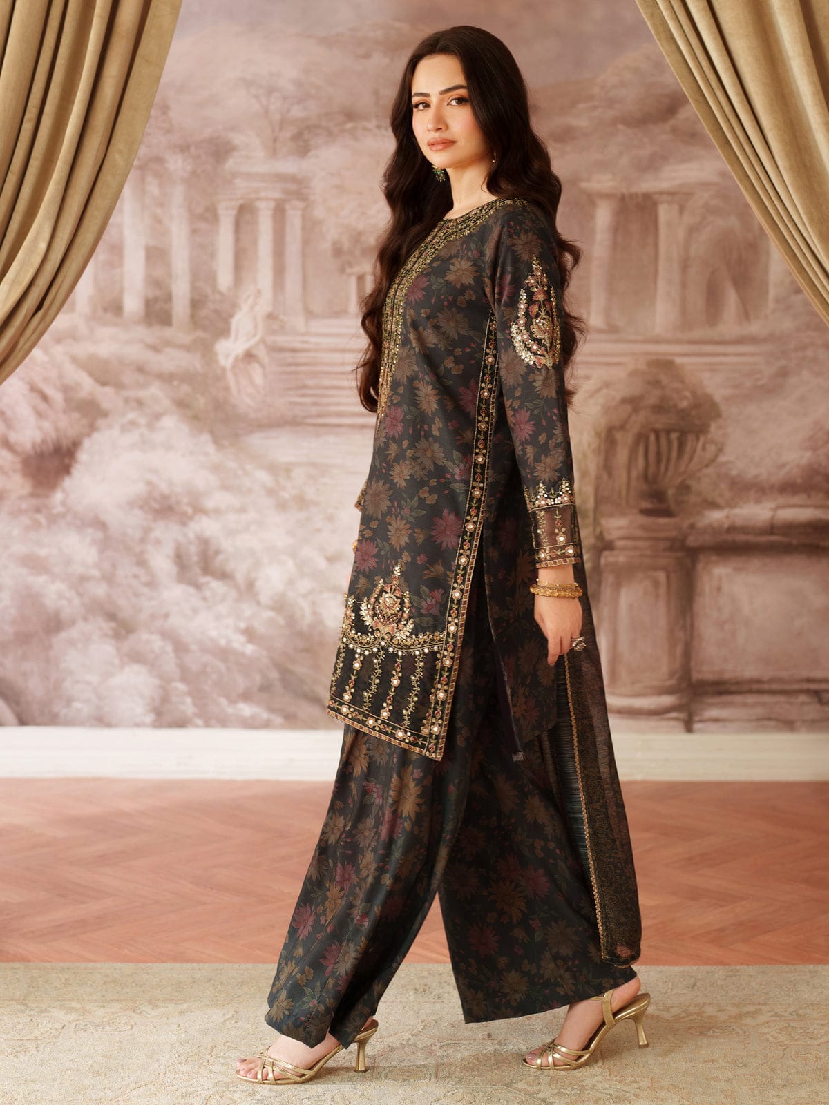 Mohagni Black Full Print Lawn Embroidered 3Piece Unstitched