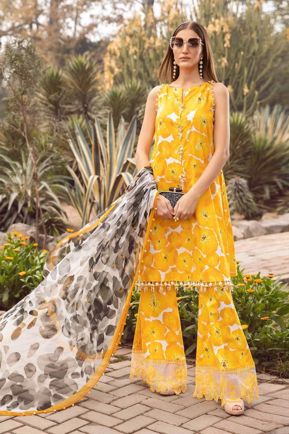 Maria B M.print Yellow New Arrival Embroidery 3pc SC 1168