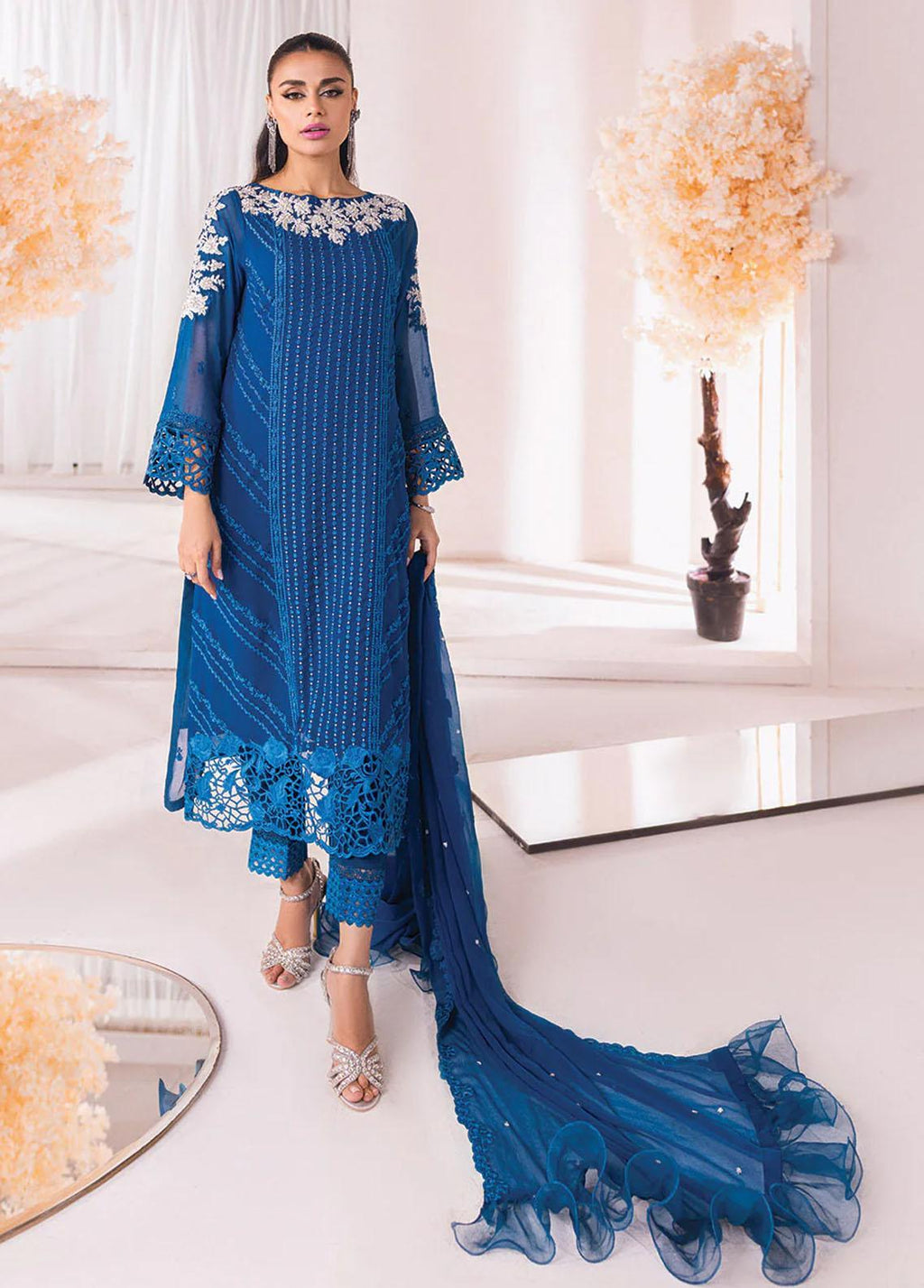 Azure Embroidered Suits Unstitched 4 Piece AZU23LE Luxury Collection SC 1029