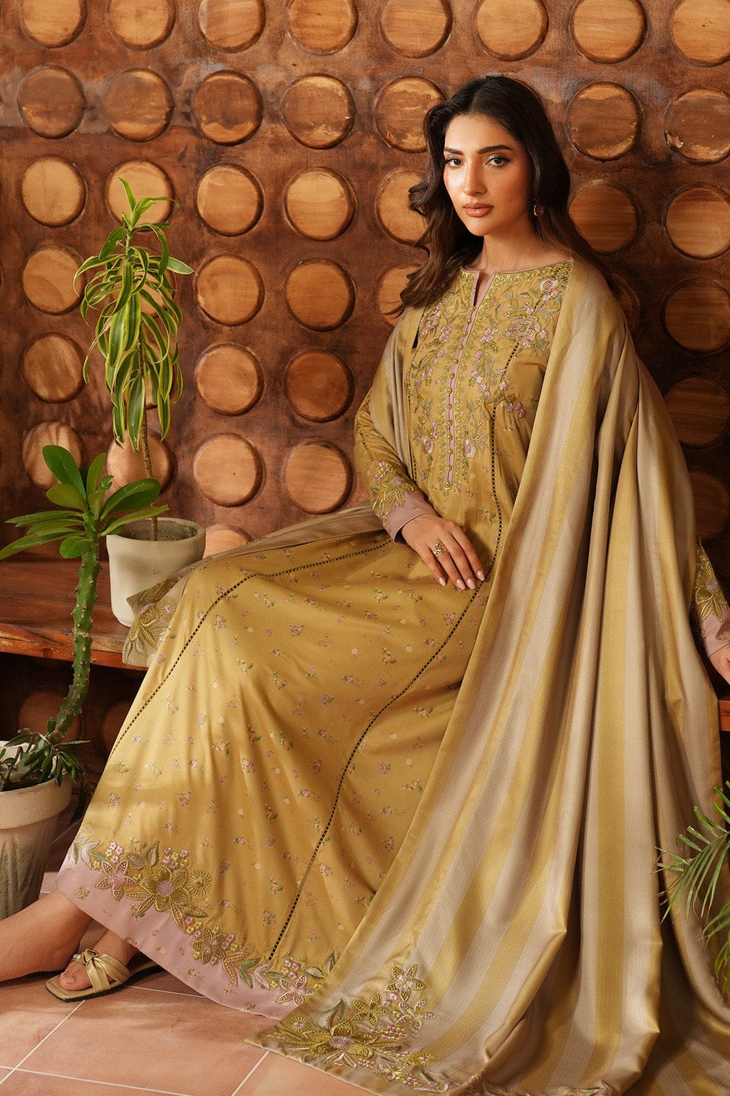 Iznik Mustard Full Print Lawn Embroidered 3Piece Unstitched