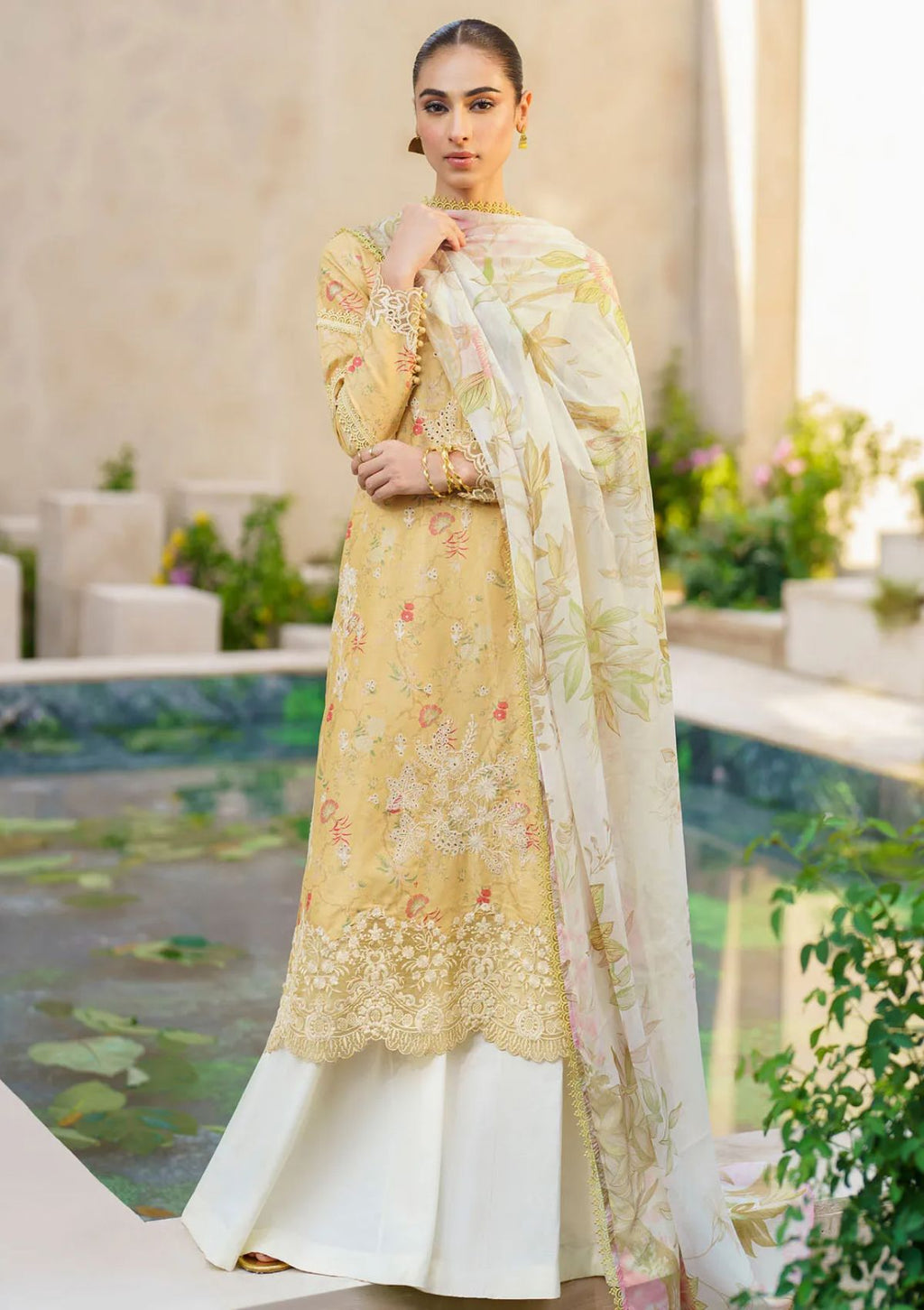 Iznik Yellow Lawn Chikankari Emb 3pc Unstitched Duptta Emb SC-1287