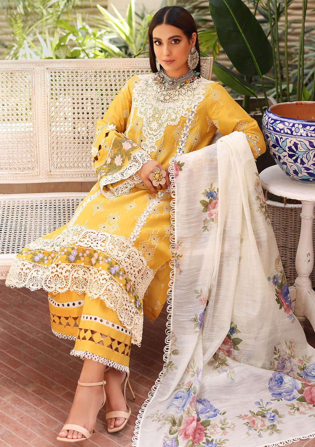 KML 06 ZAFFARAN  3 Piece Unstitched Suit SC 1101