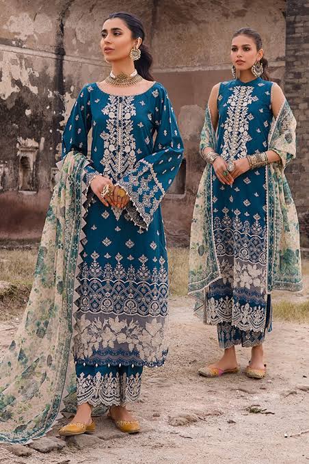 Zainab Chottani Blue Embroidered Chikankari Lawn Dress 1239